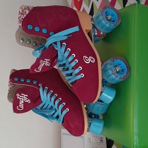 PERCISION ROLLER SKATES..hot pink 💗 and blue..size 8